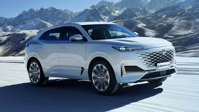 Changan UNI-K iDD: гибрид для экономии