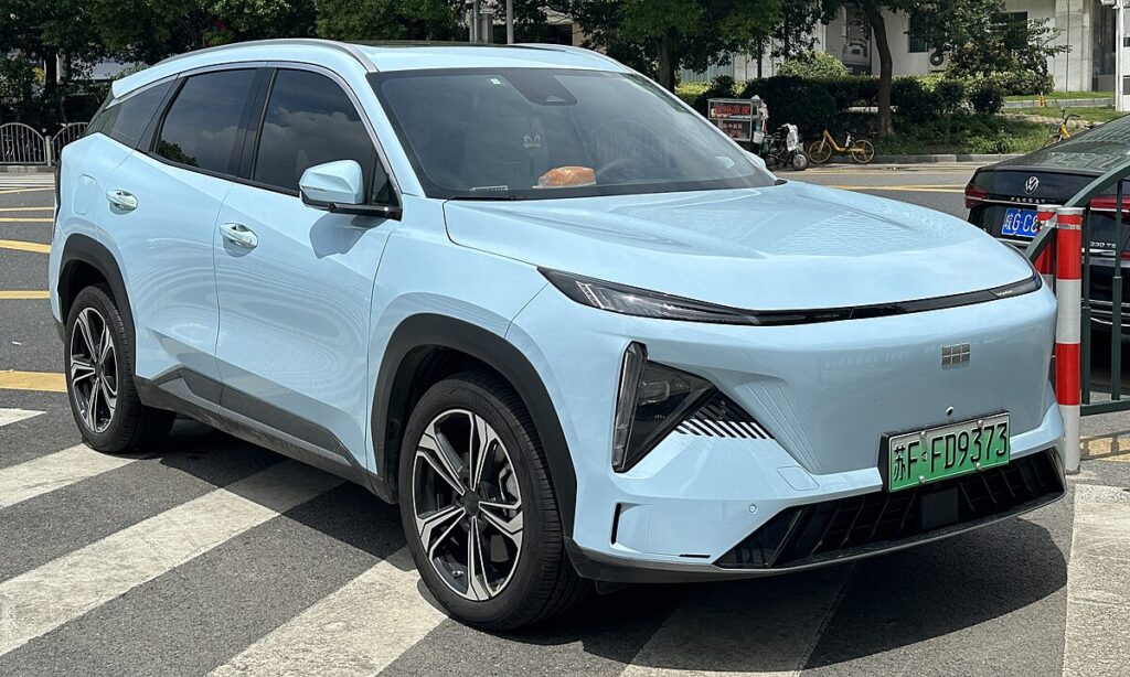 Geely Galaxy L7: стиль и динамика